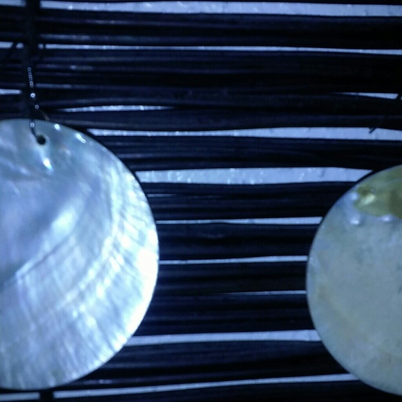 Shell Earrings (Leopard Print) - Picture 2 of 3